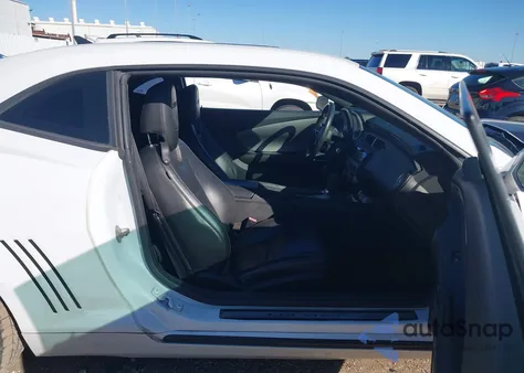 2010 Chevrolet Camaro 2Ss from USA, damaged, VIN 2G1FK1EJ1A9167477